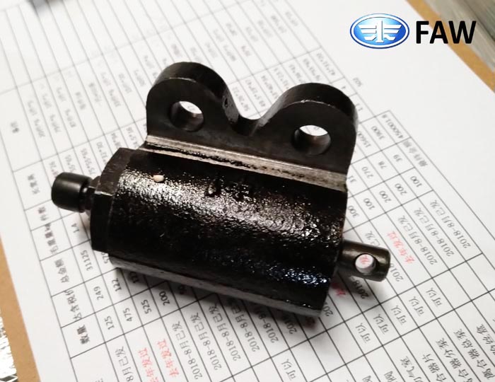CABIN HYDRAULIC LOCK CYLINDER, FAW TRCUK PARTS