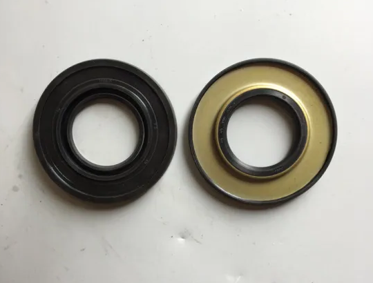 QT295D352-3104030, REAR WHEEL HUB OIL SEAL