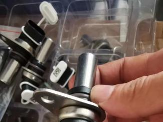 612600090985, WATER TEMPERATURE SENSOR, FAW TRUCK PARTS