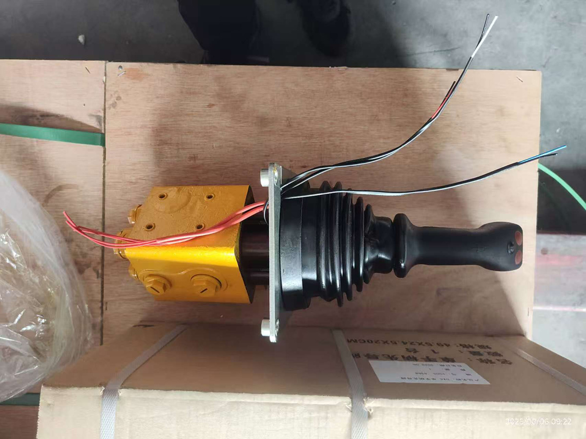 803004120, Pilot Valve, XCMG Liugong Spare Parts,